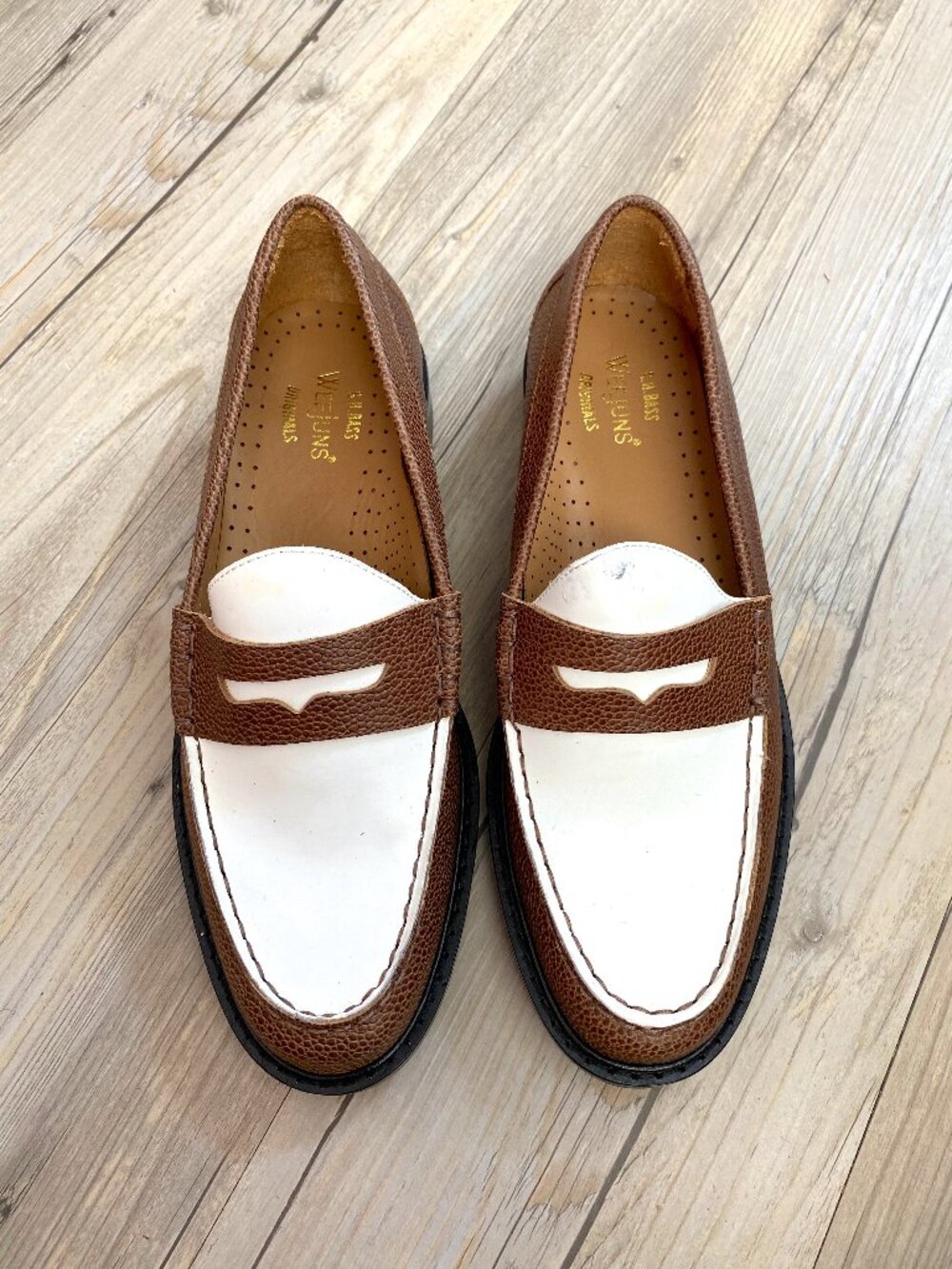 G.H. Bass & Co Weejuns Brown and White Loafers - Size 6.5